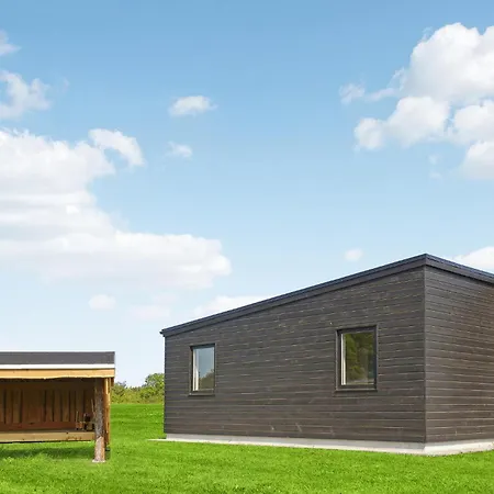 In With Sauna بيت للعطل *