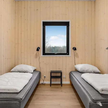 In With Sauna *