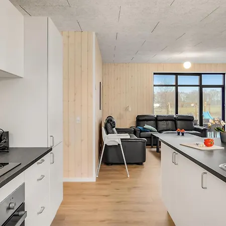 In With Sauna بيت للعطل *